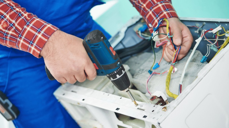 Yenimahalle Siemens Siemens çamaşır makinesi kart tamiri – Su almama arızası orijinal parça ile giderildi. - Teknik servis örneği
